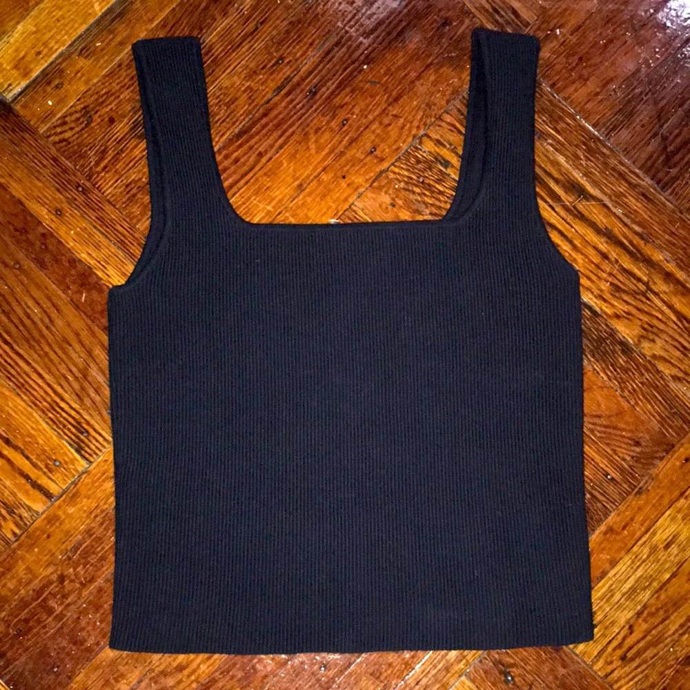 Reformation black top S